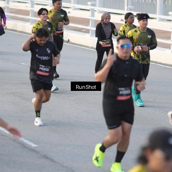 Runner Photo 6828876