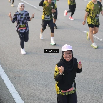 Runner Photo 6828904