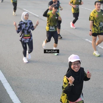 Runner Photo 6828905