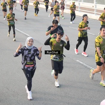 Runner Photo 6828917