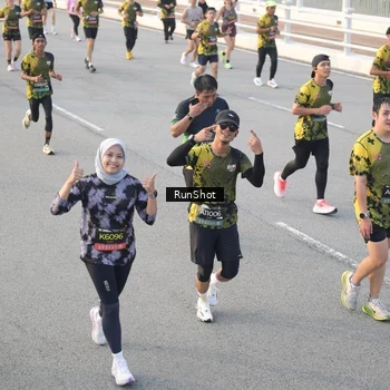 Runner Photo 6828918