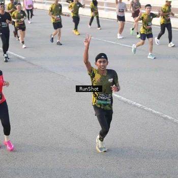 Runner Photo 6828919