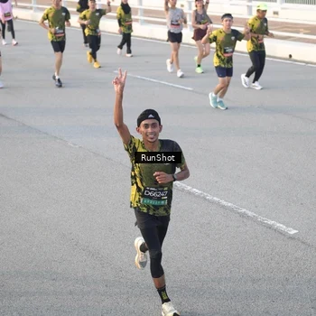 Runner Photo 6828929