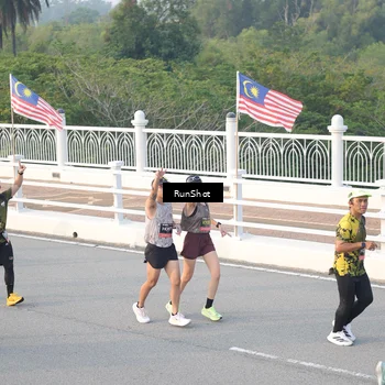 Runner Photo 6828968