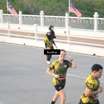 Runner Photo 6829016