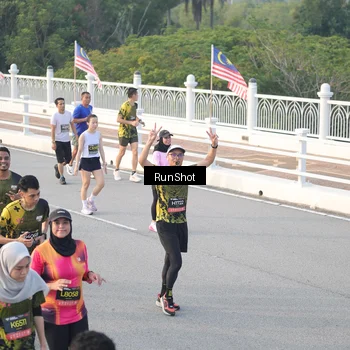 Runner Photo 6829041