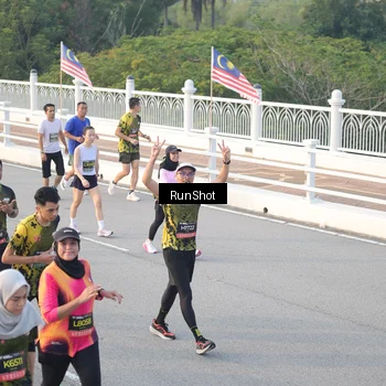 Runner Photo 6829043