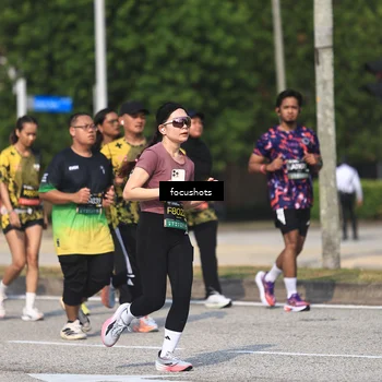 Runner Photo 6829075