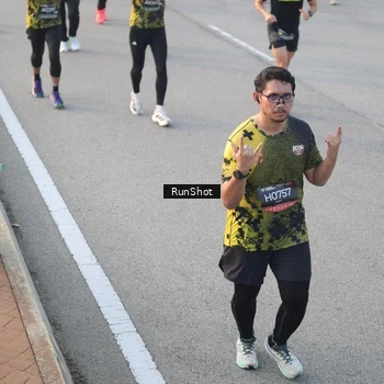 Runner Photo 6829088