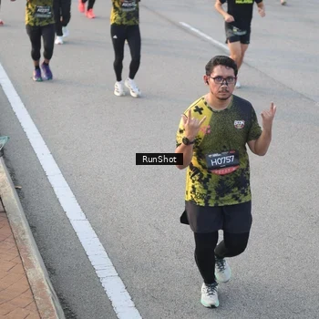 Runner Photo 6829090