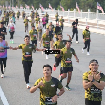 Runner Photo 6829116