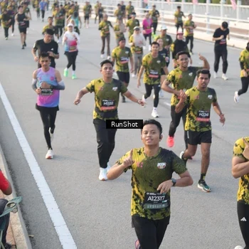 Runner Photo 6829137