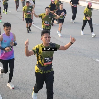 Runner Photo 6829166