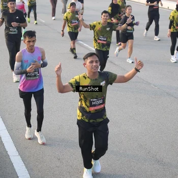 Runner Photo 6829170