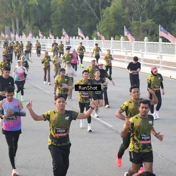 Runner Photo 6829184