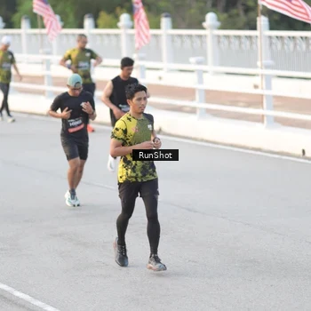 Runner Photo 6829194