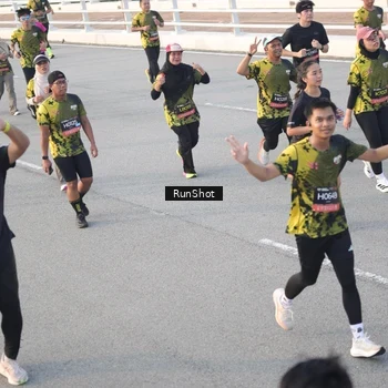 Runner Photo 6829196