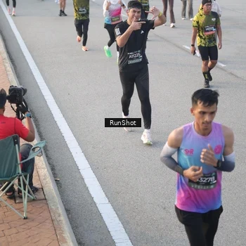 Runner Photo 6829199
