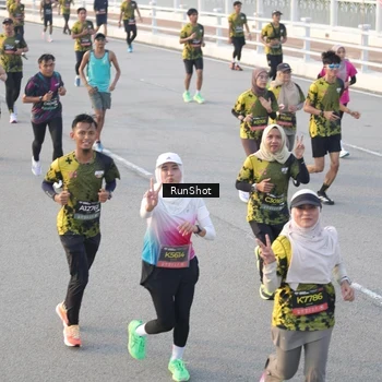Runner Photo 6829235