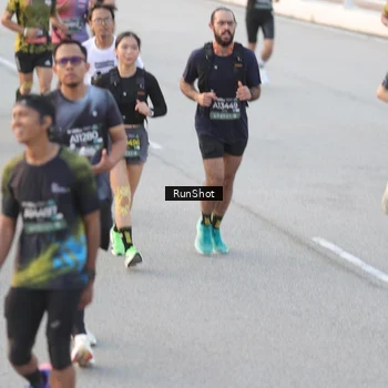 Runner Photo 6829257