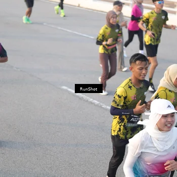 Runner Photo 6829288