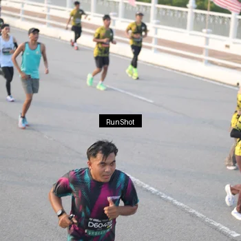 Runner Photo 6829297