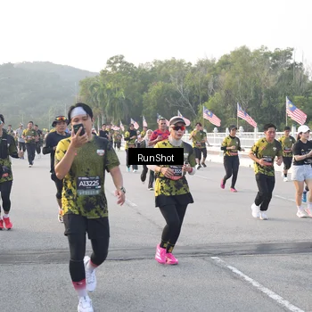 Runner Photo 6829304