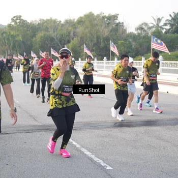 Runner Photo 6829324