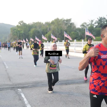 Runner Photo 6829350