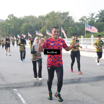 Runner Photo 6829359