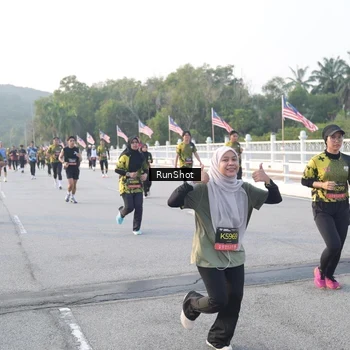 Runner Photo 6829368