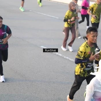 Runner Photo 6829374