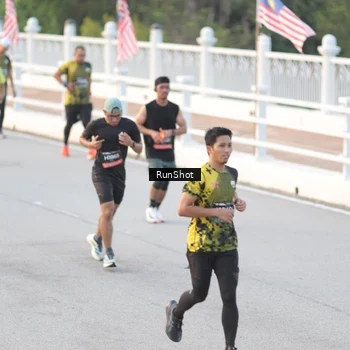 Runner Photo 6829406
