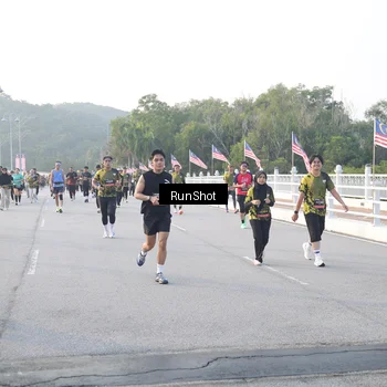 Runner Photo 6829416