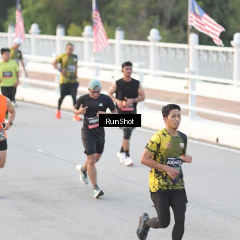 Runner Photo 6829433