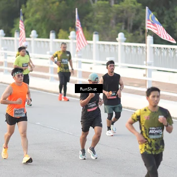 Runner Photo 6829461