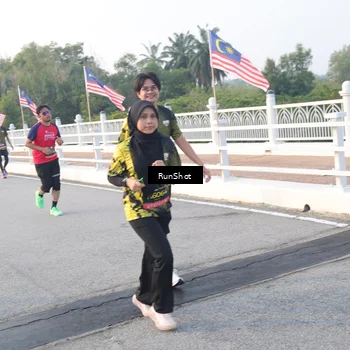 Runner Photo 6829476