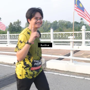 Runner Photo 6829499
