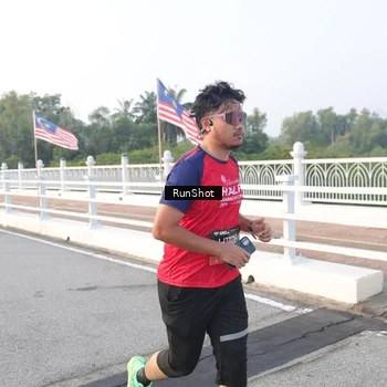 Runner Photo 6829524