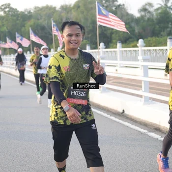 Runner Photo 6829574