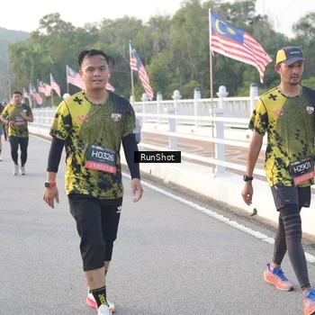 Runner Photo 6829575