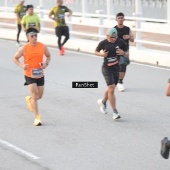 Runner Photo 6829582