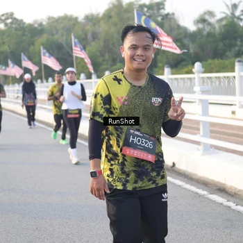 Runner Photo 6829583