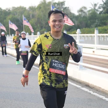 Runner Photo 6829588
