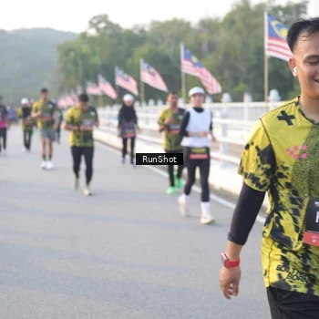 Runner Photo 6829589