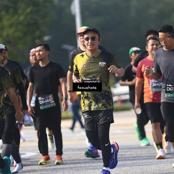 Runner Photo 6829599