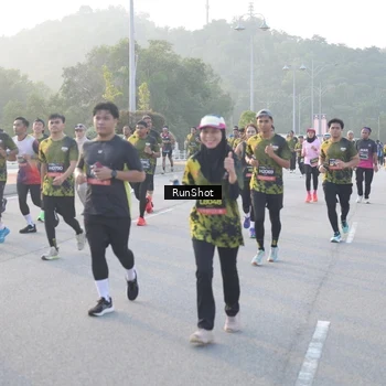 Runner Photo 6829609
