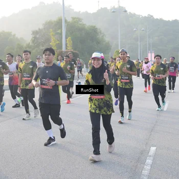 Runner Photo 6829614