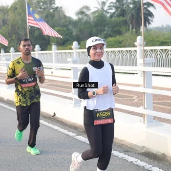 Runner Photo 6829651