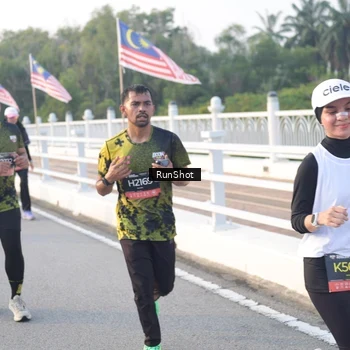 Runner Photo 6829666
